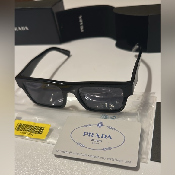 Prada Symbole Men’s Black Sunglasses Shades Brand New with Box - Picture 3 of 11